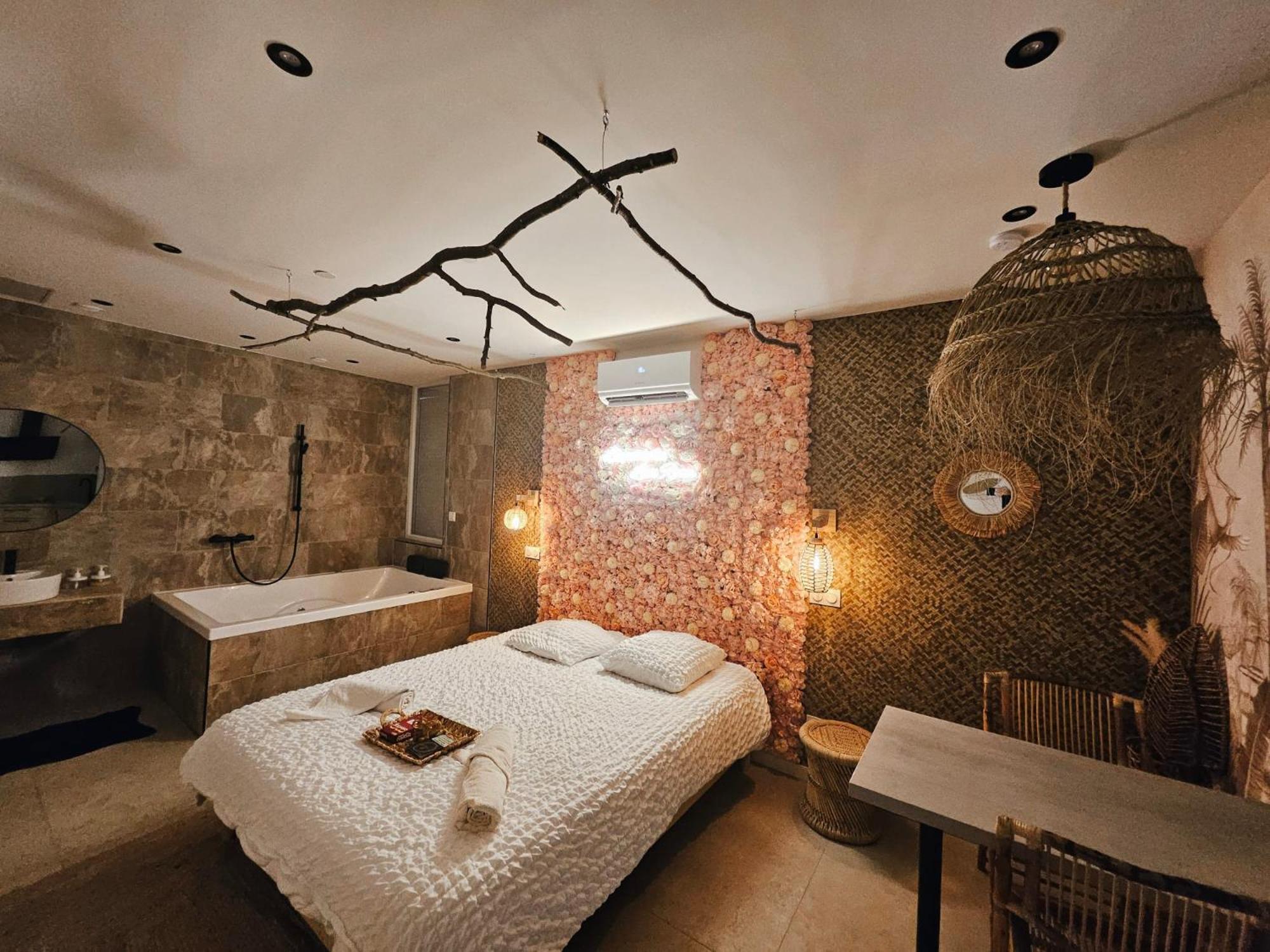 L'Experience Love Room Saint-Jean-Bonnefonds Eksteriør bilde