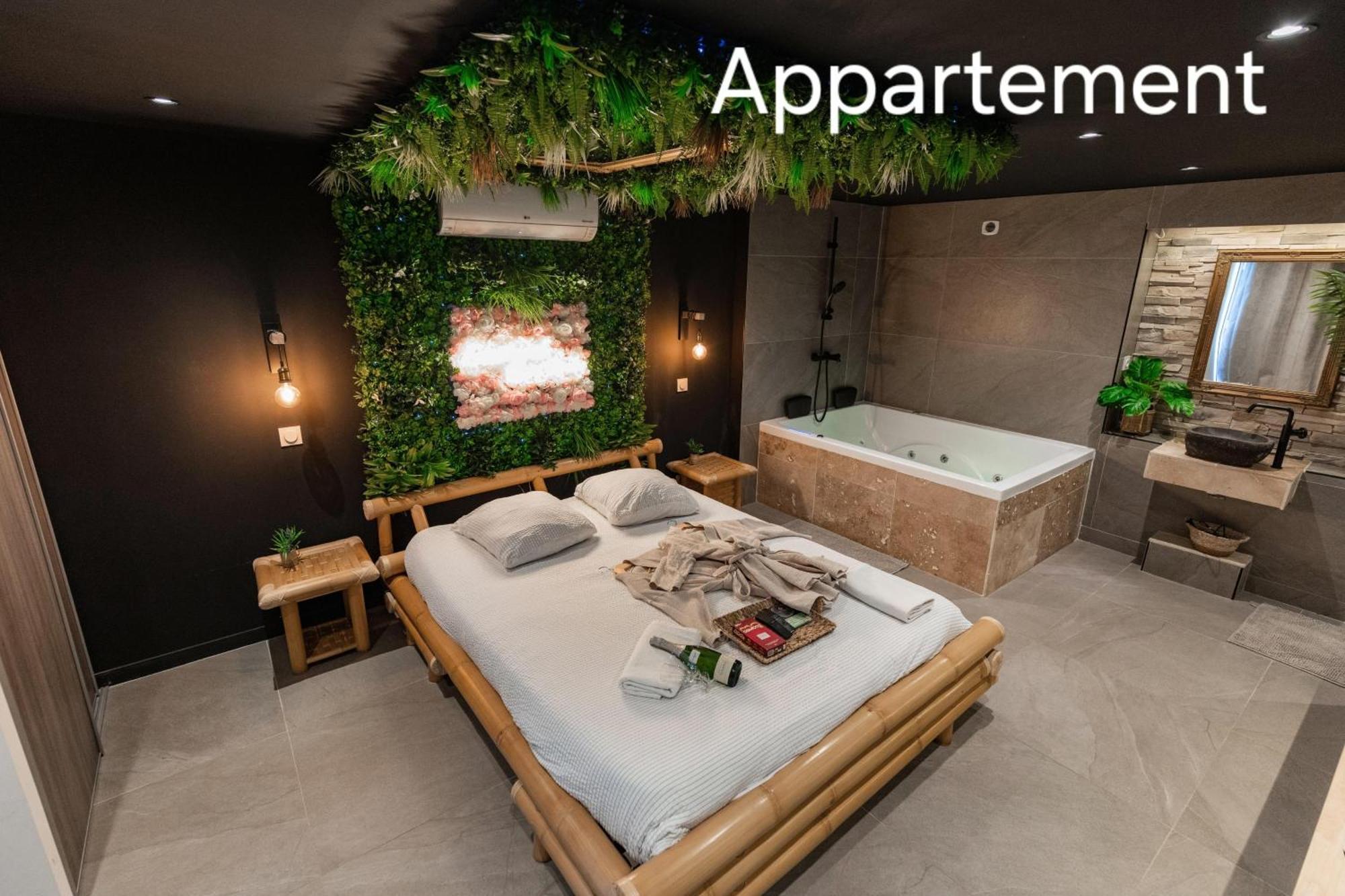 L'Experience Love Room Saint-Jean-Bonnefonds Eksteriør bilde